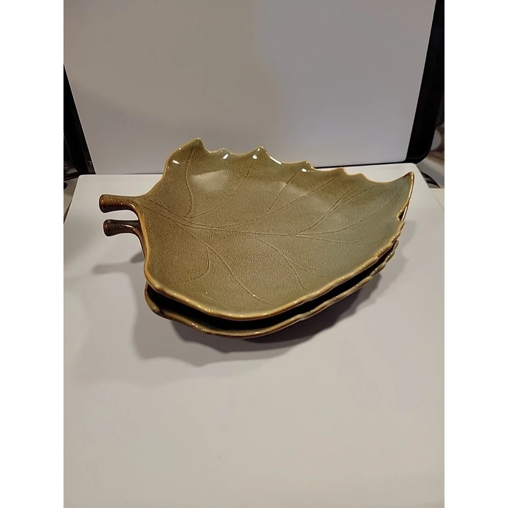 Dine By HDDESIGNS SET 2 Leaf Plates